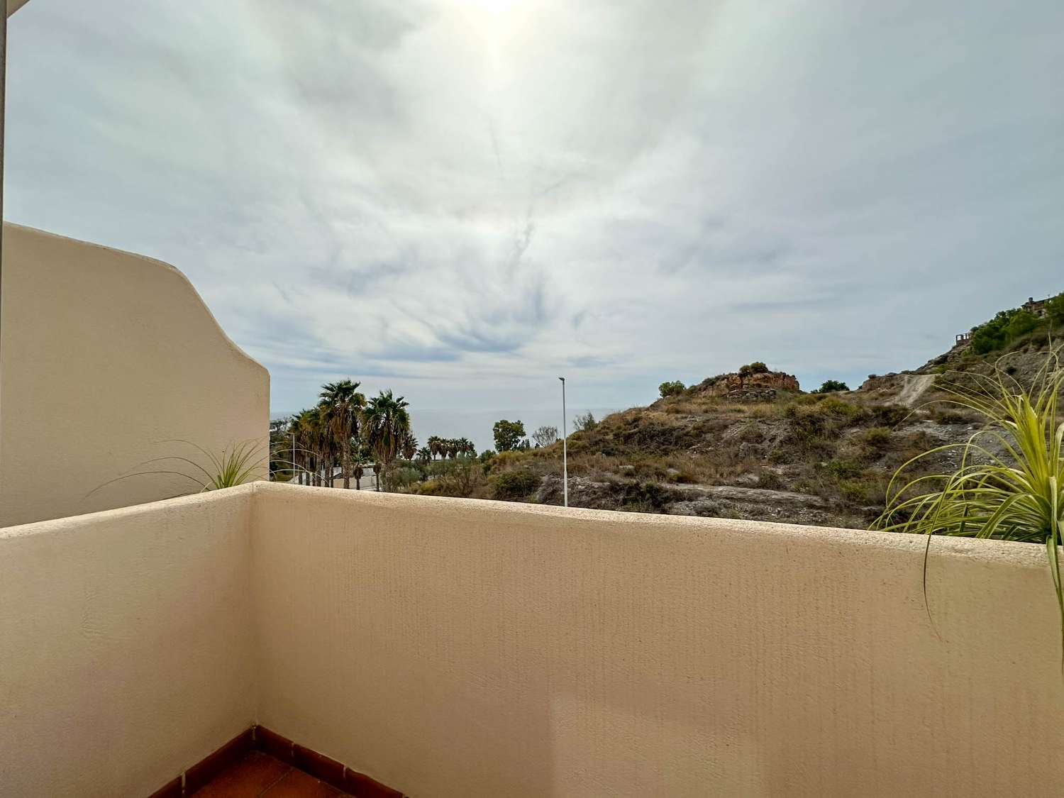 House with sea views for sale in Salobrena