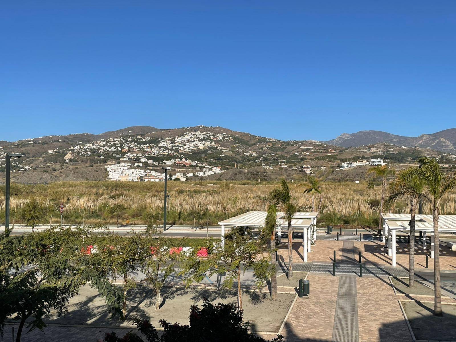 Bonita casa adosada en venta en la Playa de Salobreña