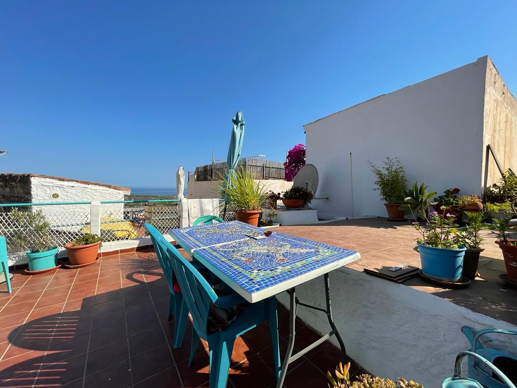 Charming artists retreat town house for sale in Salobreña