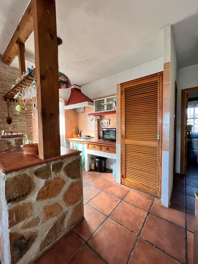 Spacieuse villa avec vue à vendre à Molvízar