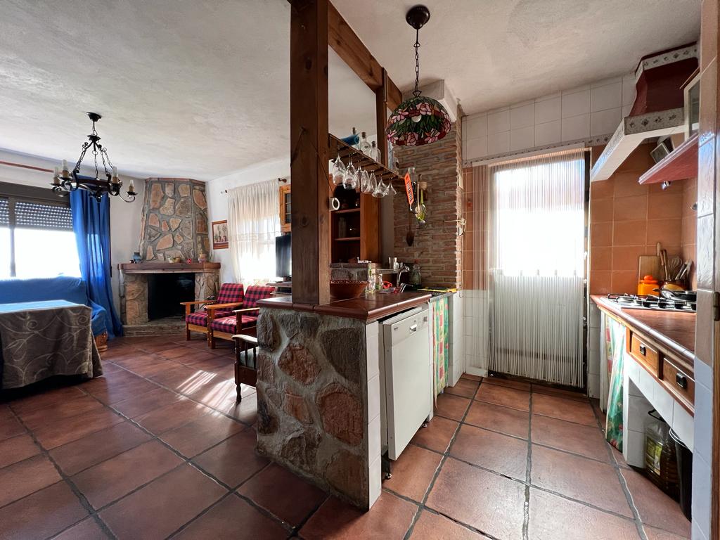 Spacieuse villa avec vue à vendre à Molvízar