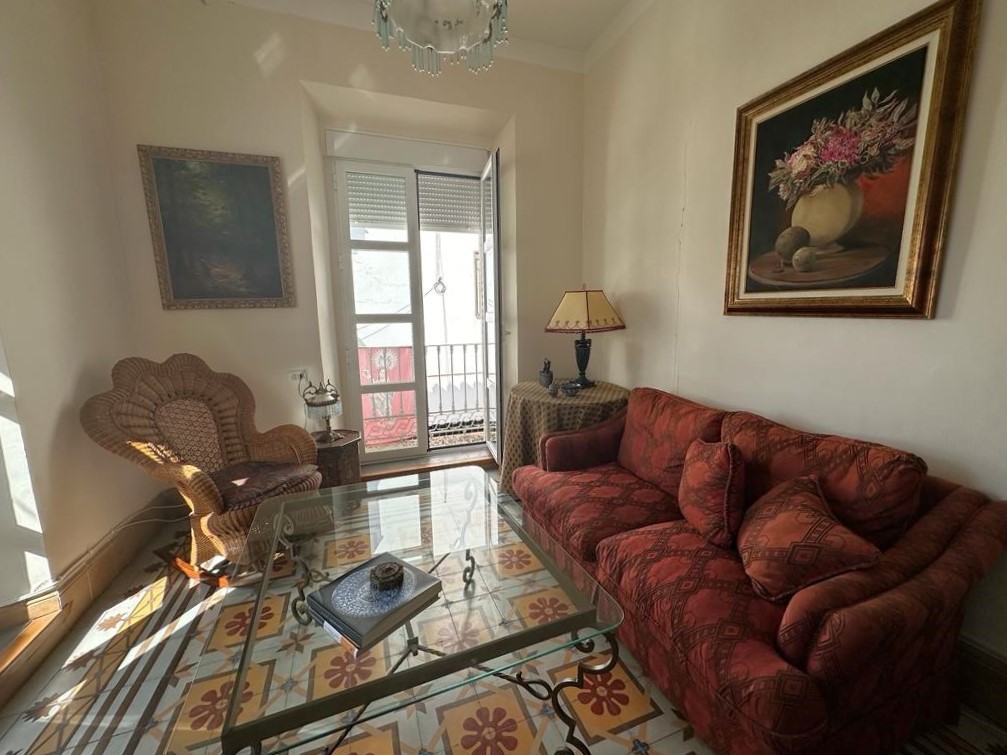 Charming house for sale in the old town of Salobreña