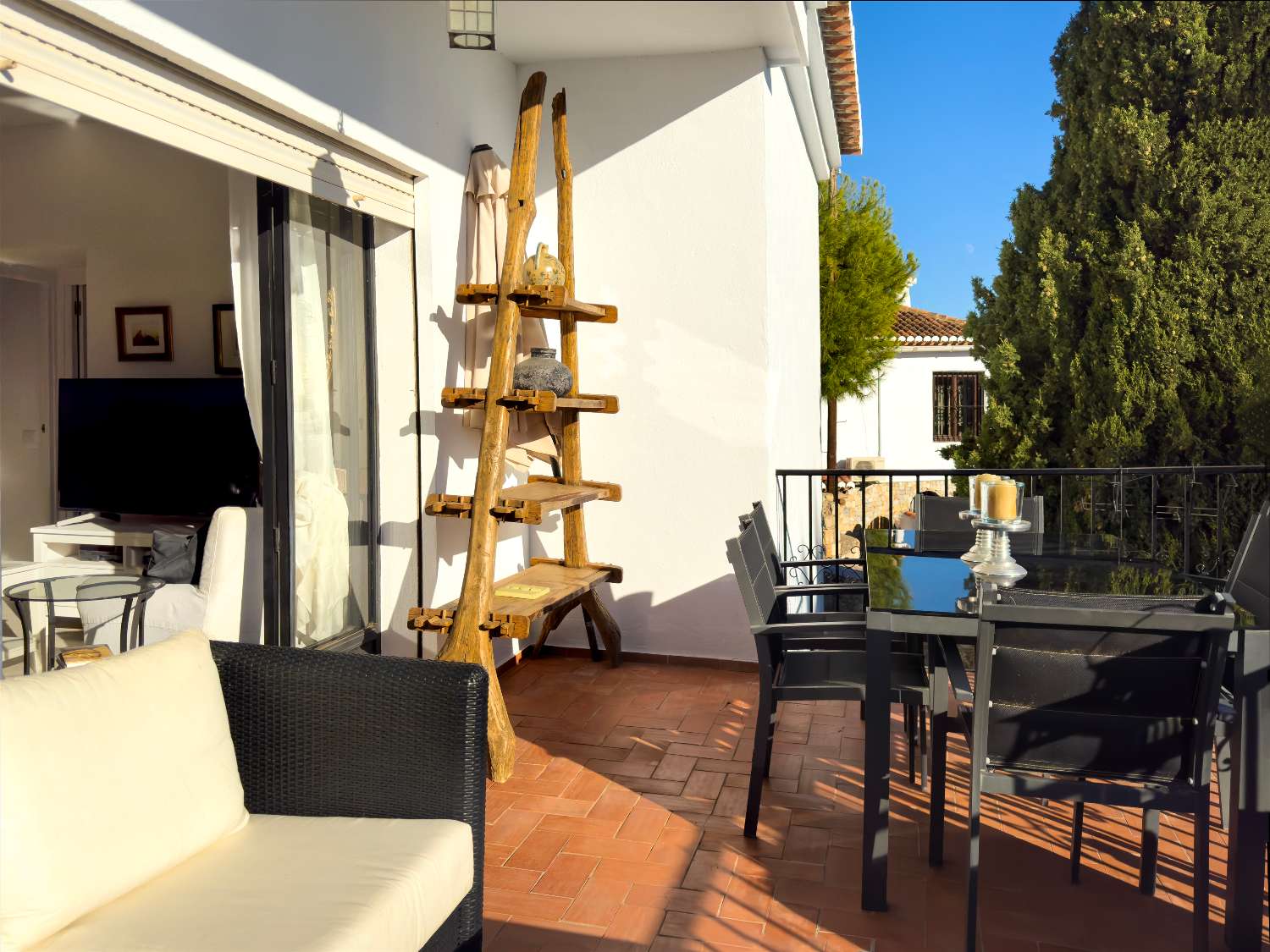 Charmante maison avec vue sur la mer à vendre