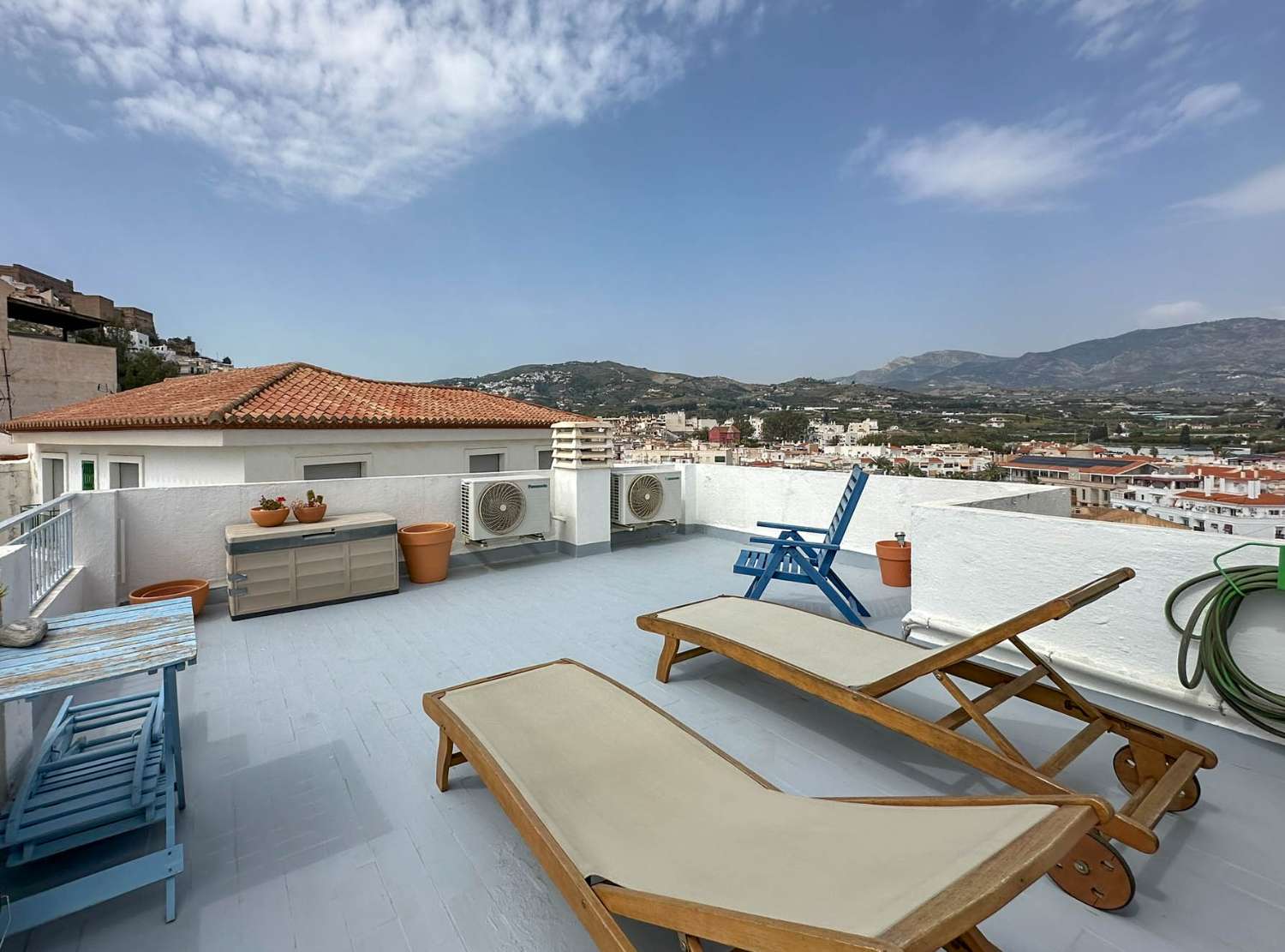 Exclusive charming house with Andalusian patio and garage in the heart of the Historic Center