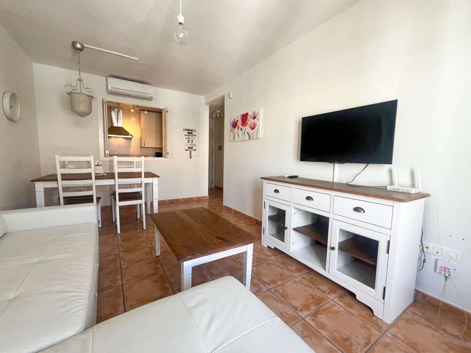 Licht appartement te koop in Vélez de Benaudalla