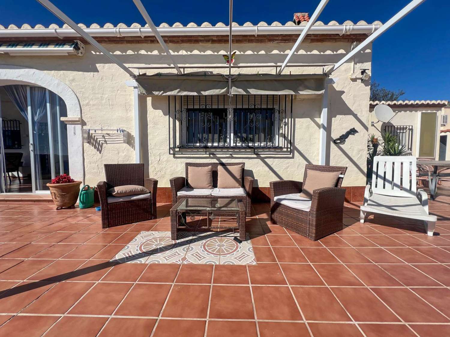 Belle maison de campagne avec piscine à vendre à Motril