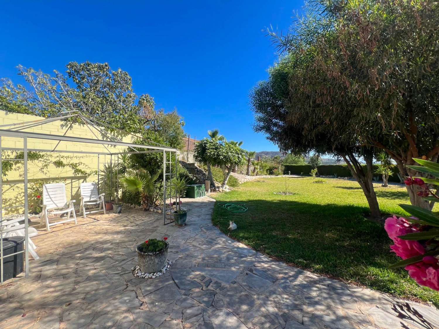 Belle maison de campagne avec piscine à vendre à Motril