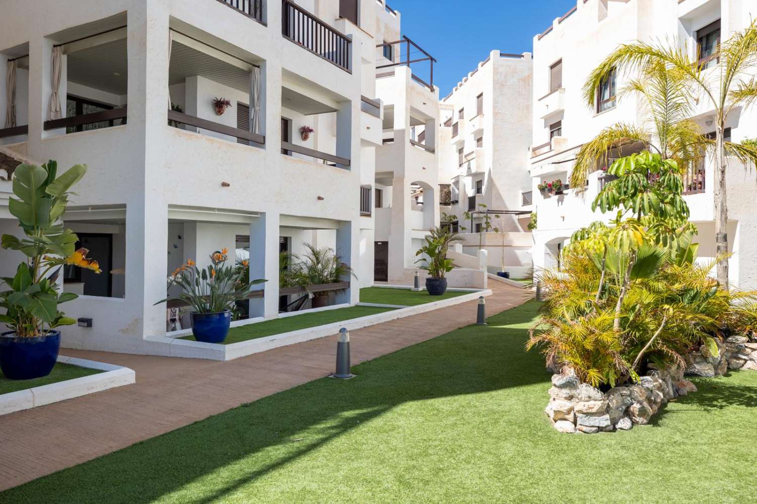 Lovely flat in the Urbanisation Oasis, Salobreña