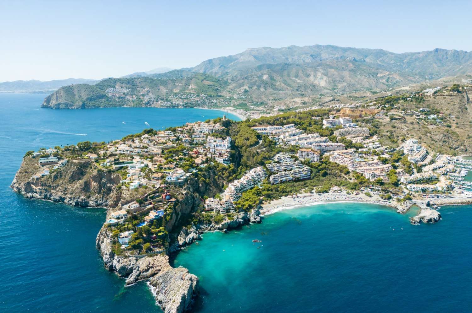 Lujosas Villas con impresionantes vistas panorámicas al mar