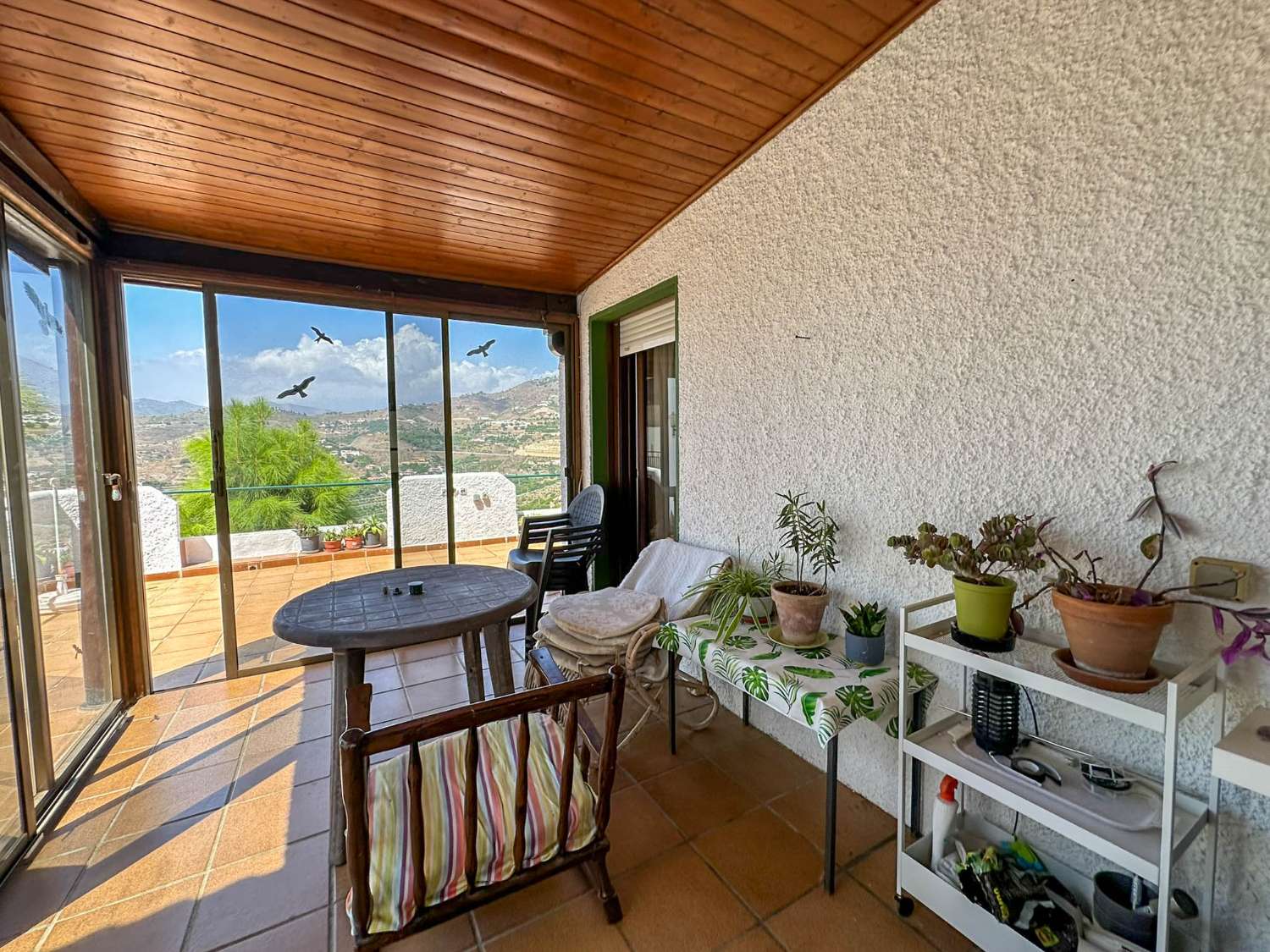 Lovely villa with views for rent in Almuñécar