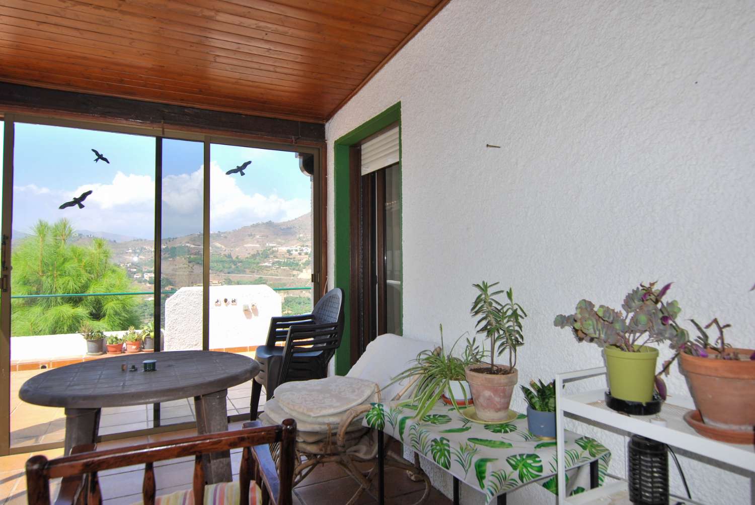 Lovely villa with views for rent in Almuñécar