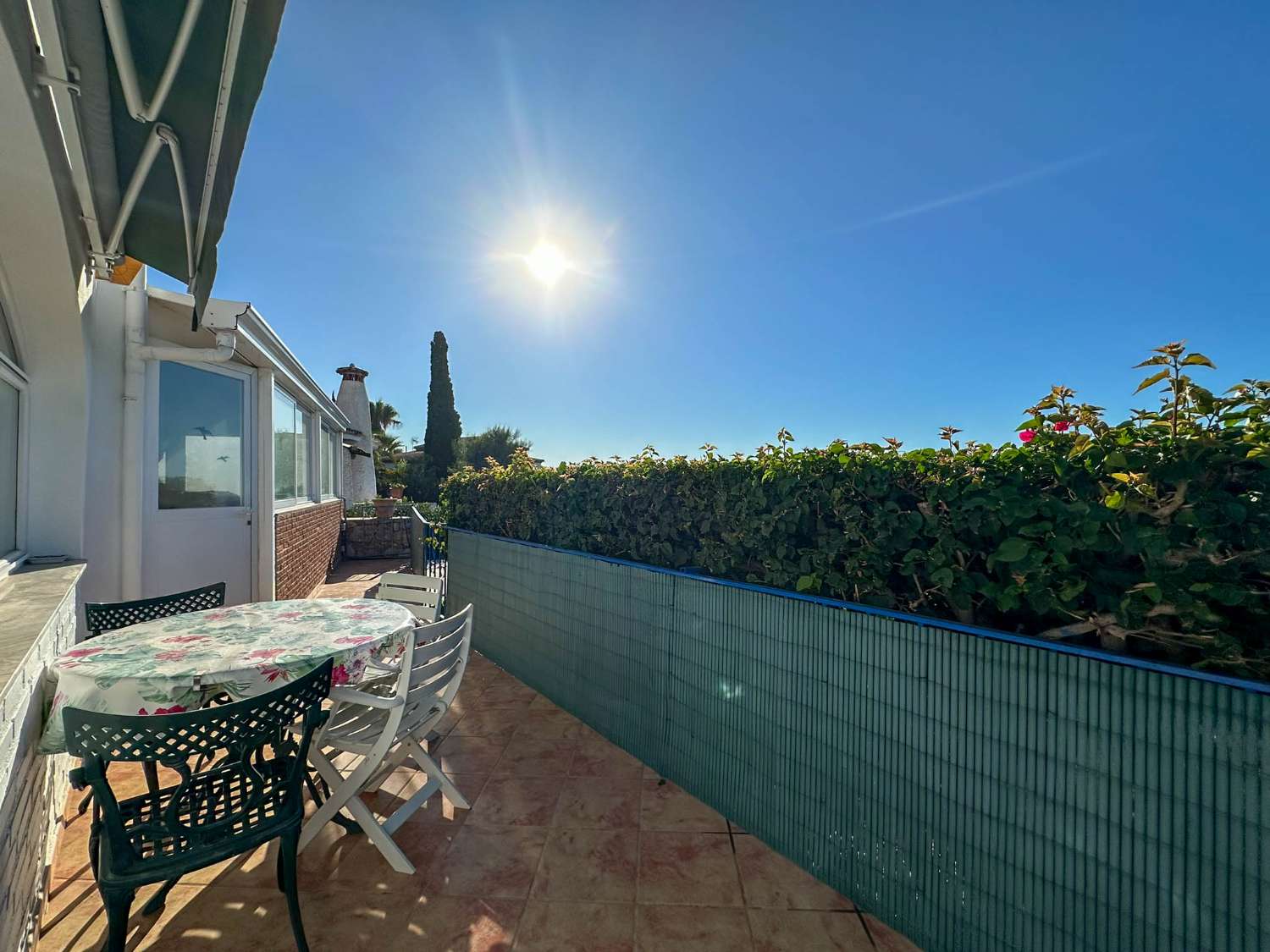 Maison individuelle avec vue spectaculaire sur la mer