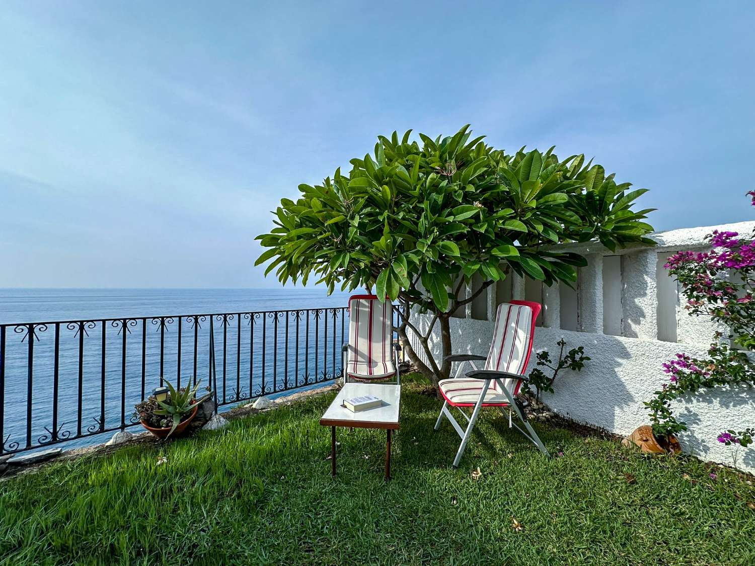 Maison avec vue sur la mer à louer