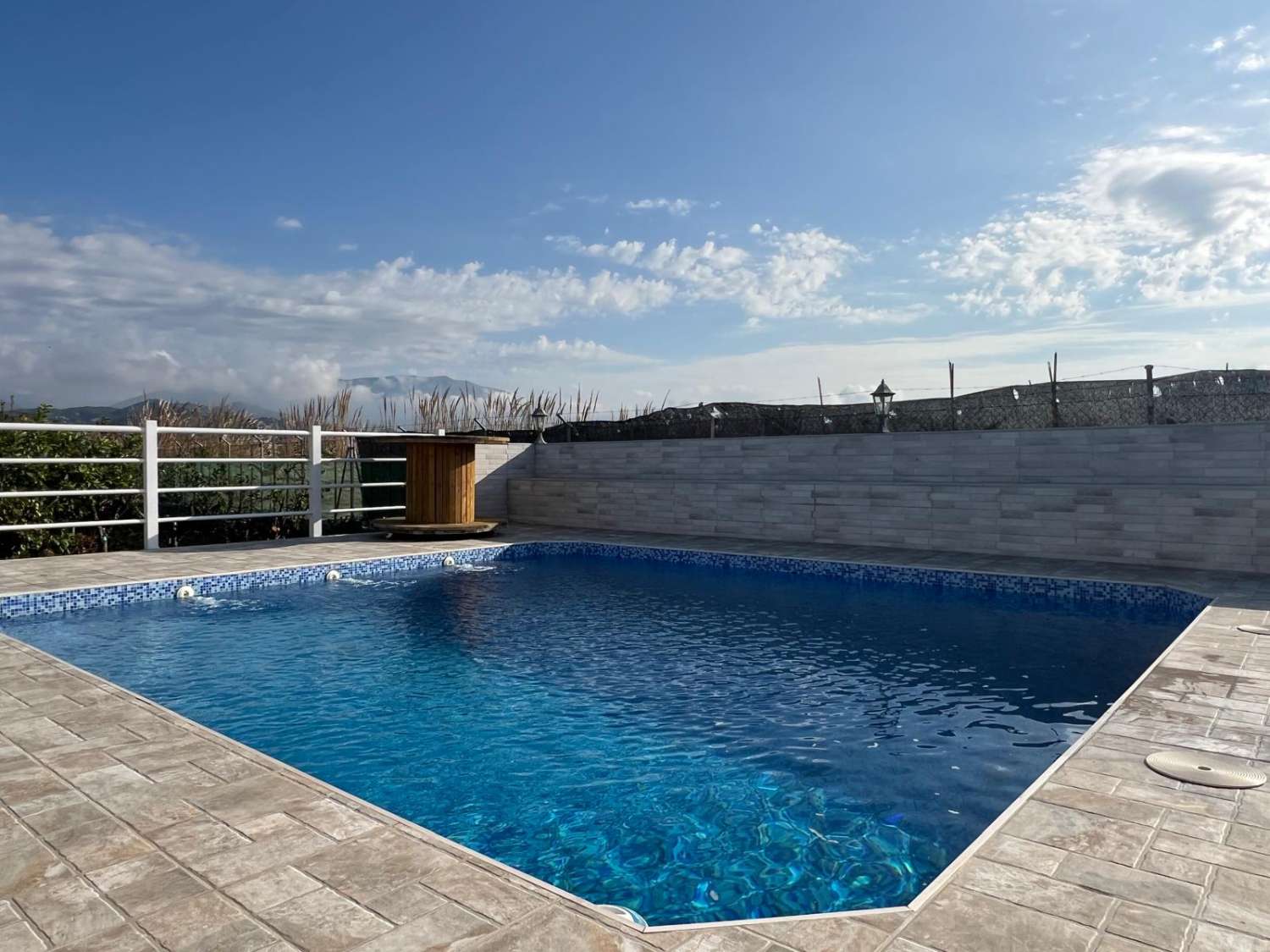 Casa con piscina en alquiler de larga temporada, Salobreña