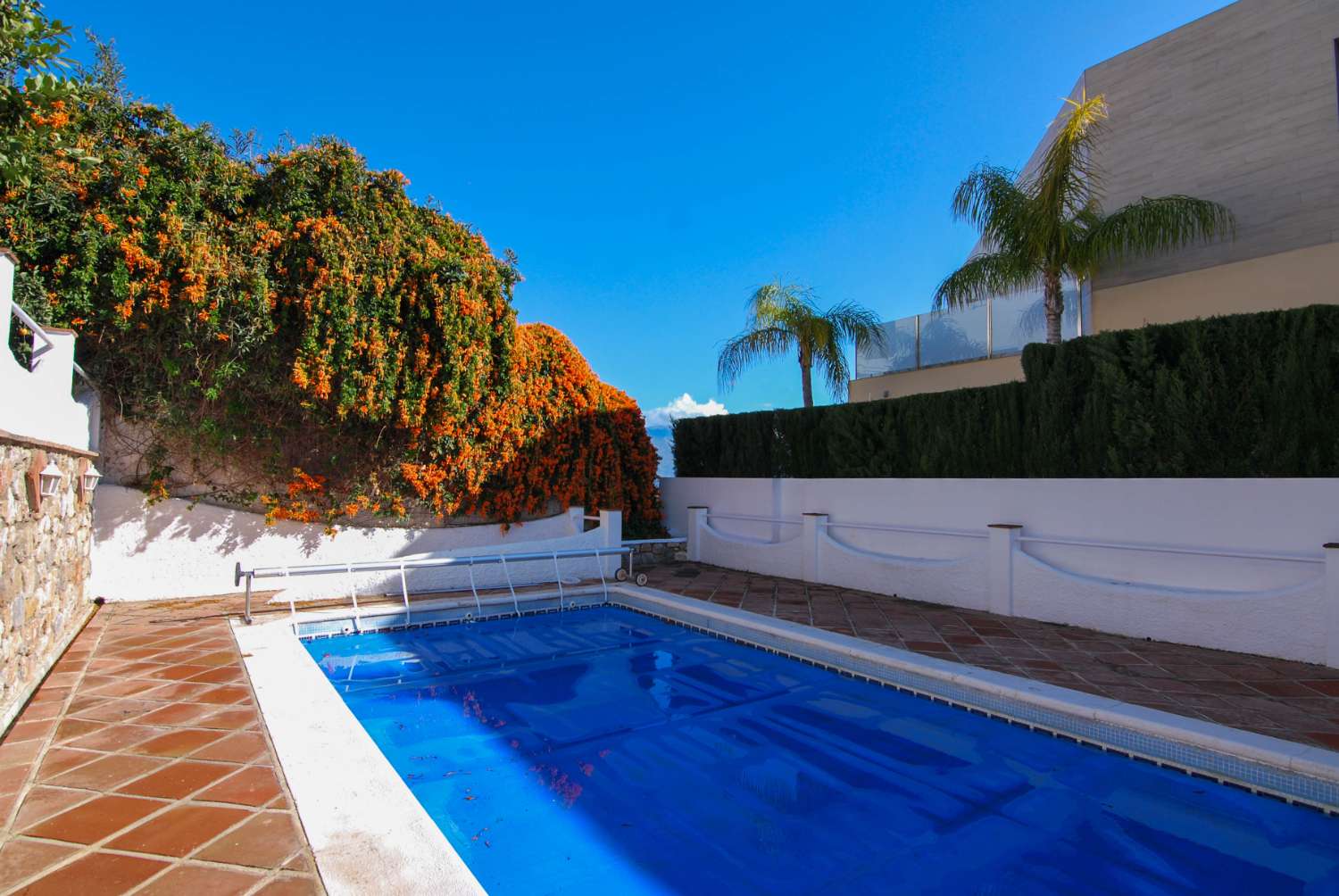 Villa con piscina privada en venta en Monte de los Almendros